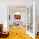 Lejlighed Charles Bridge Historic Centre Elegant Spacious Prag