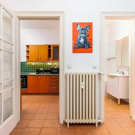 Charles Bridge Historic Centre Elegant Spacious *