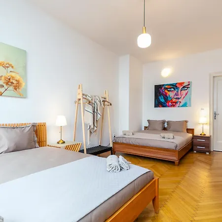 Apartment Charles Bridge Historic Centre Elegant Spacious Prague