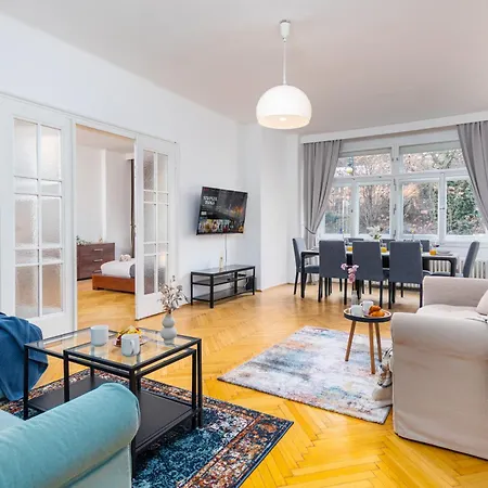 Apartment Charles Bridge Historic Centre Elegant Spacious